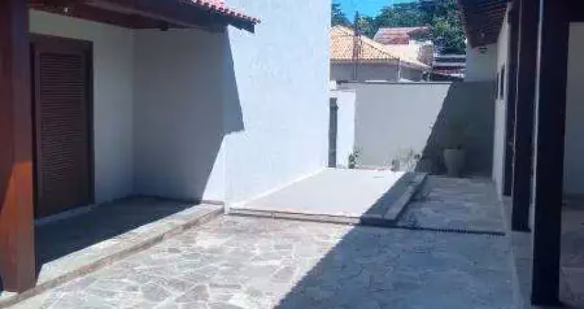 Casa para locação em presidente prudente, formosa, 3 dormitórios, 2 suítes, 1 banheiro, 4 vagas