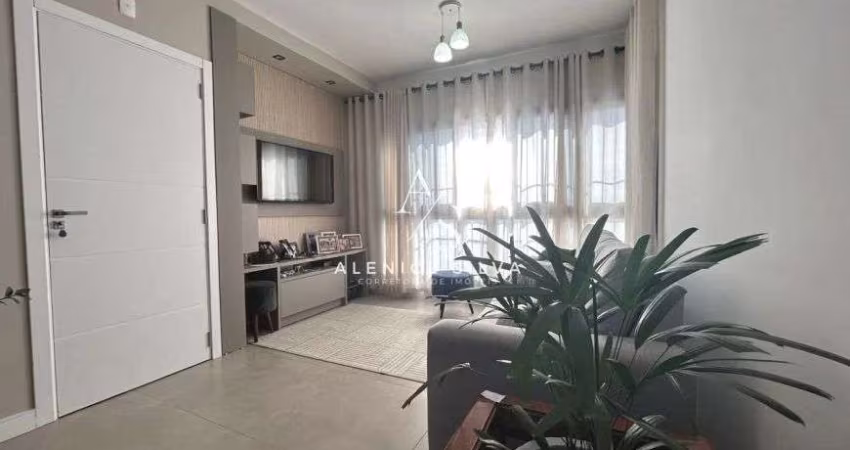 Apartamento 2 dormitórios na Ens. Brito-Pinheira/Palhoça