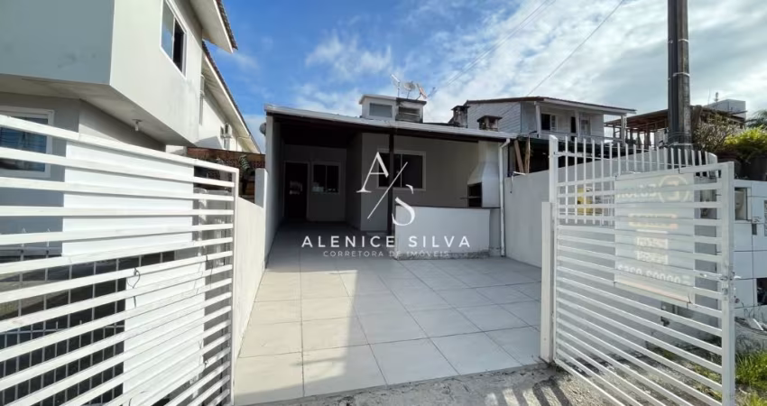 Casa 2 dormitórios no bairro Bela Vista,Palhoça