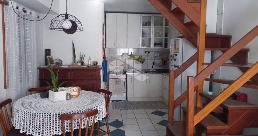 CASA SOBRADO COM 3 DORMITÓRIOS/QUARTOS NO BAIRRO TERESÓPOLIS/PORTO ALEGRE R$ 350.000,00