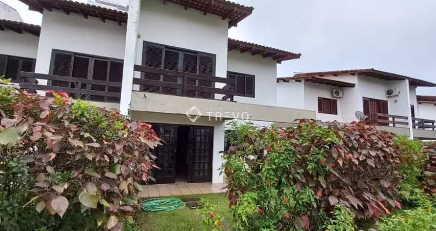 EXCELENTE CASA EM VILLAGE Á VENDA EM BERTIOGA!