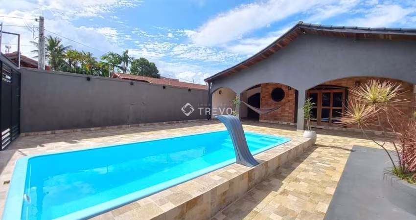 CASA DE TEMPORADA A 250 METROS DA PRAIA PARA ATÉ 10 PESSOAS EM BERTIOGA/SP