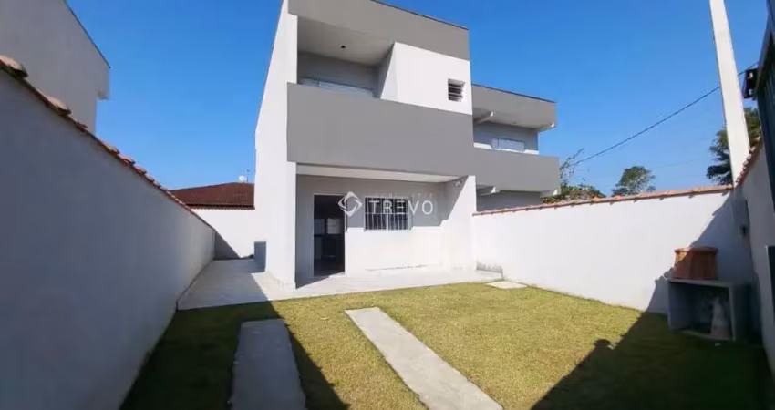Casa recém construída 2 suítes/2vagas/quintal em bertioga/sp