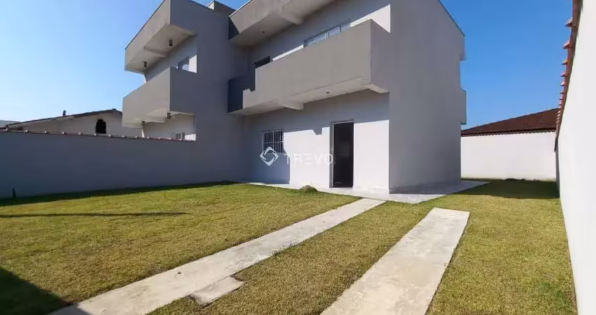 Casa recém construída 2 suítes/2vagas/quintal em bertioga/sp
