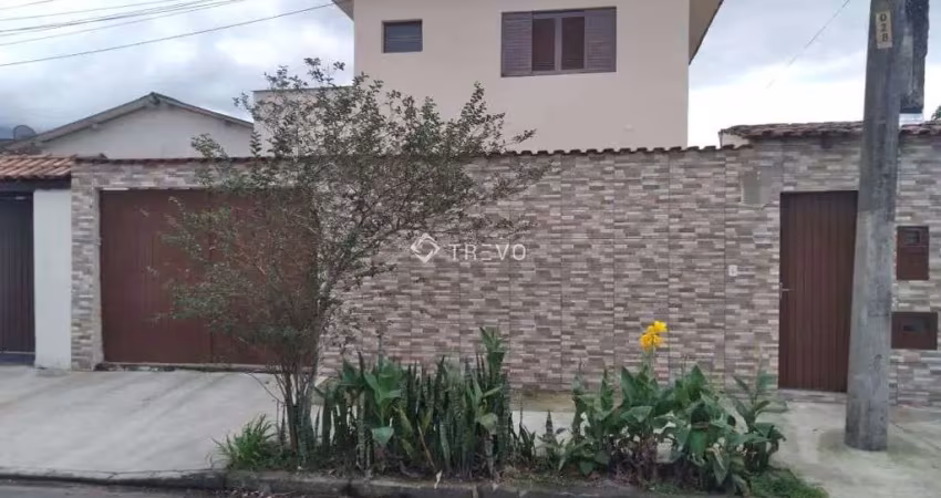 Casa à venda com 4 dorm/5 wc/4 vagas em bertioga/sp