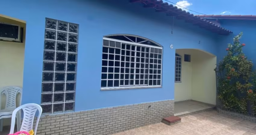 Casa de vila com 1 quarto para locação proximo ao centro de Campo Grande - RJ
