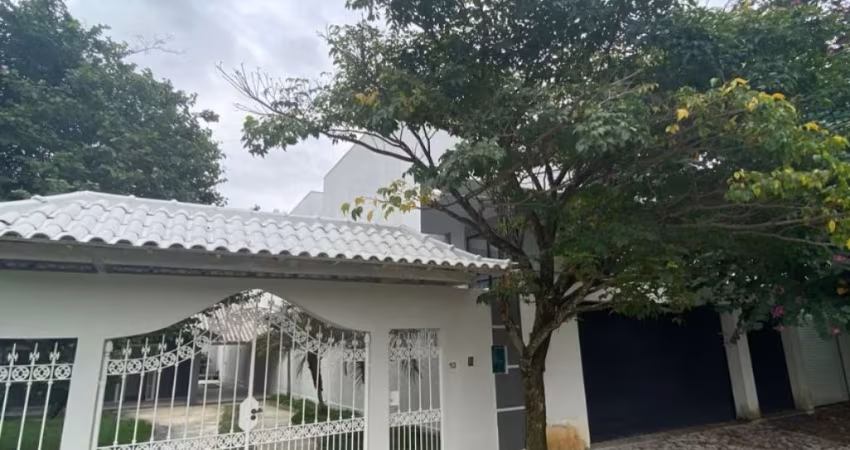 Casa Linear de 3 quartos e 2 Suites na R. Irlando Regis em Guaratiba - RJ