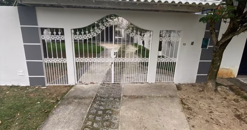 Casa Linear de 3 quartos e 2 Suites na R. Irlando Regis em Guaratiba - RJ