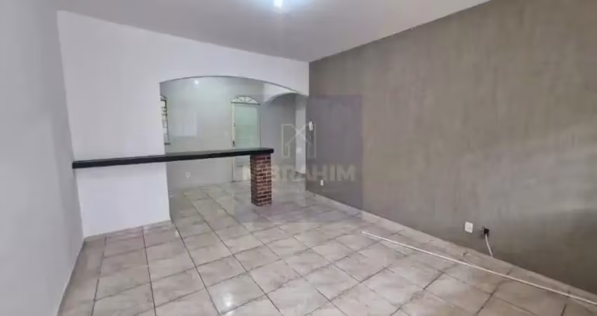 Casa de vila, 1 quarto, já incluso taxas - apenas r$900,00