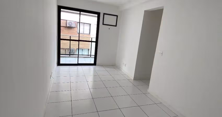 Apartamento com 03 quartos (1 suíte) no condomínio contemporâneo design resort – campo granderj