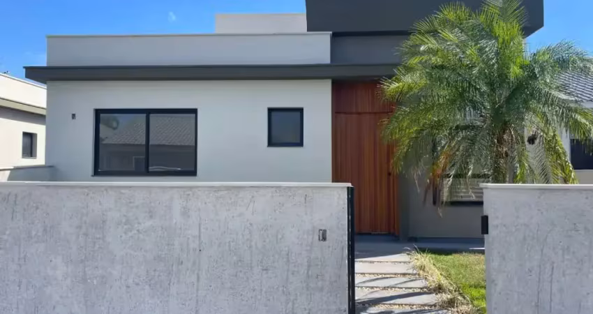 Excelente casa com 2 dormitórios sendo 1 suíte em palhoça, sc