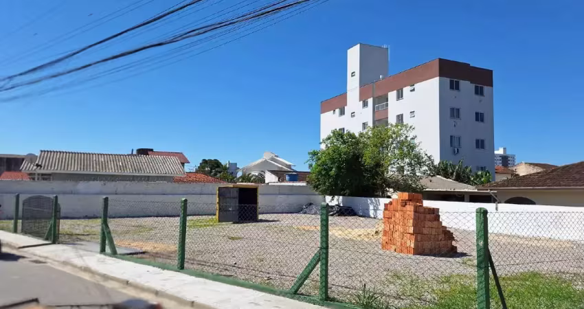 Centro palhoça. terreno esquina 416 m2 comercial/residencial a venda