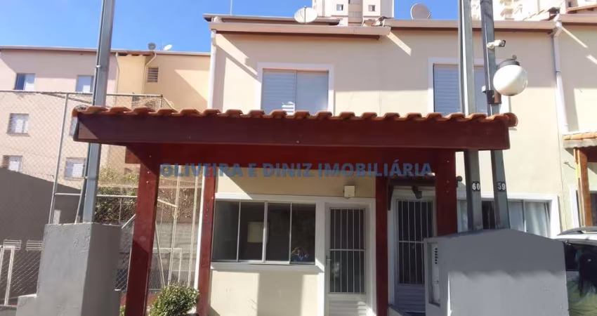 Sobrado em condomínio fechado, bairro Conceição, Osasco, 147m², 2 quartos, 1 banheiro, sala, cozinha, quintal, 1 vaga coberta