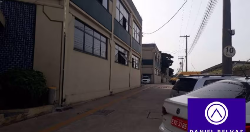 Galpão   Para Locação no Condomínio BCT- Tamboré Empresarial