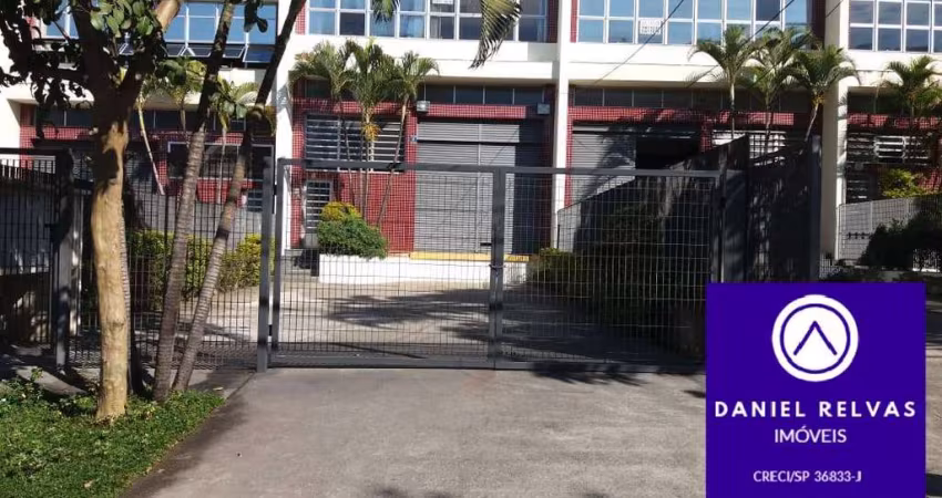 Galpão  Comercial para  Locação na Alameda Araguaia, Tamboré
