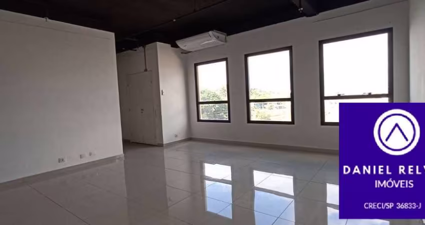 Linda sala Comercial com 48 m² para Locação em Alphaville, CEA I