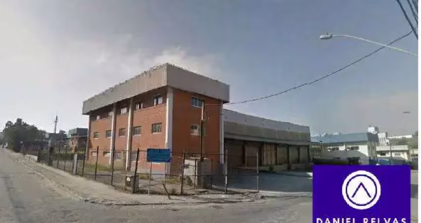 Galpão com 2.477 m² A/C Para Locação  no Jardim Belval, Barueri