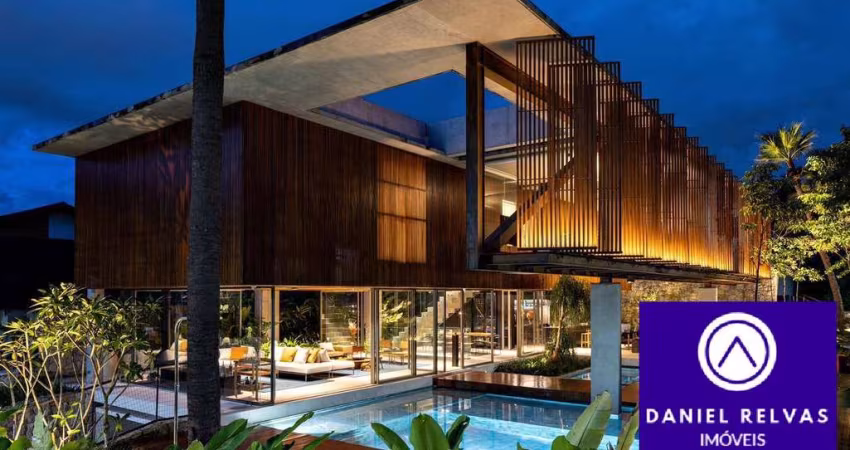 Casa  com 721 m² A/C Para Venda no Residencial 1, Alphaville