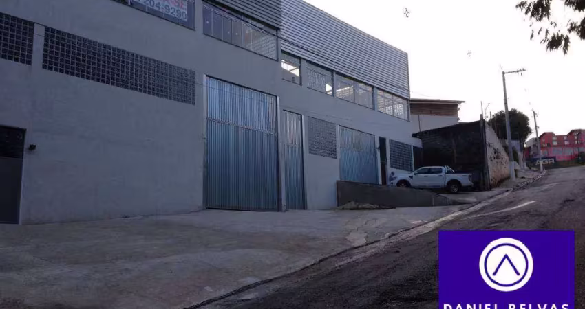 Galpão  com 2.200 m² area construida para locação em santana de parnaiba