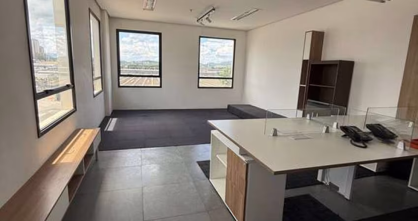 Sala Comercial Semi Mobiliada para Locação no CEA 1, Alphaville