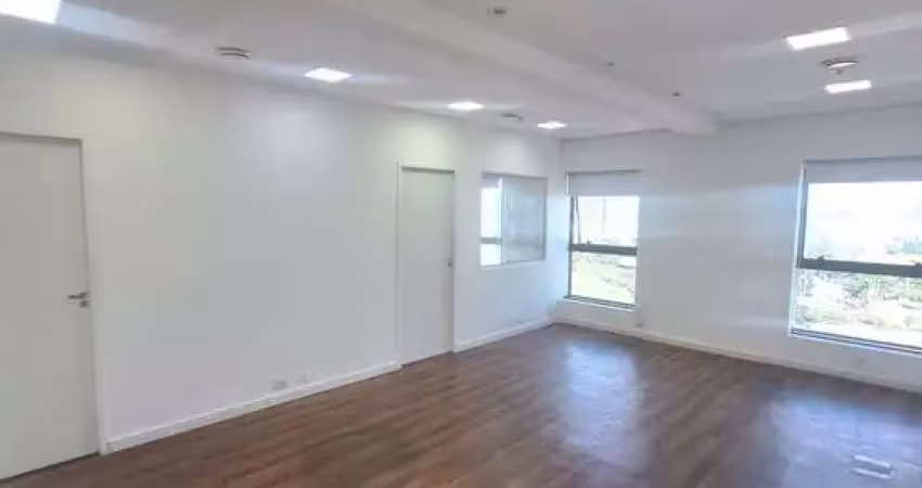Sala comercial  com 89 m² para venda no centro de alphaville