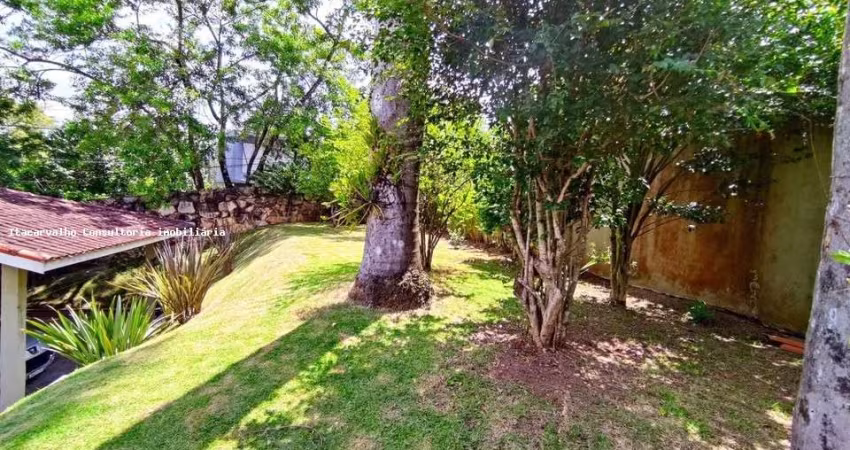 Casa em Condomínio para Locação em Carapicuíba, Chácara das Paineiras, 4 dormitórios, 2 suítes, 3 banheiros, 6 vagas