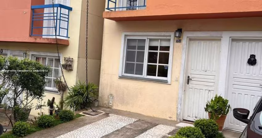 Casa em Condomínio para Venda em Cotia, Jd. Guerreiro, 2 dormitórios, 1 suíte, 2 banheiros, 2 vagas