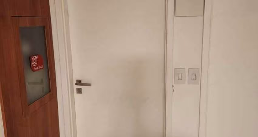 Sala comercial no osso com banheiro pronto e vaga de garagem