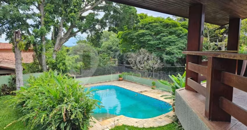 Casa de alto padão á venda no bolsão de interlagos!