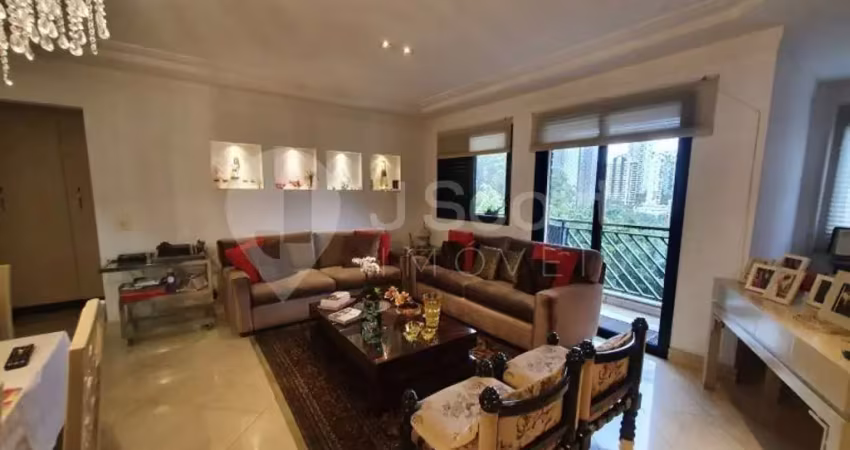 Apartamento para venda tem 145 metros quadrados com 3 quartos.