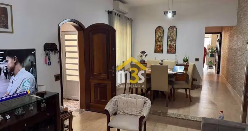 Excelente casa no jd. peri-peri com 3 quartos/1suíte, 2 vagas por $ 880.000,00, ao lado do metrô vila sonia e  sub prefeitura do butantã