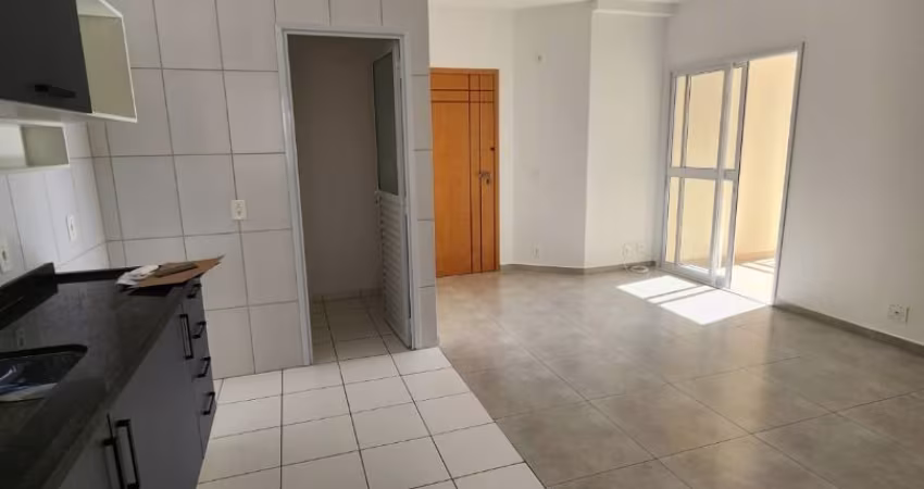 Apartamento com ótima localização, próximo ao centro e à diferenciados comércios.