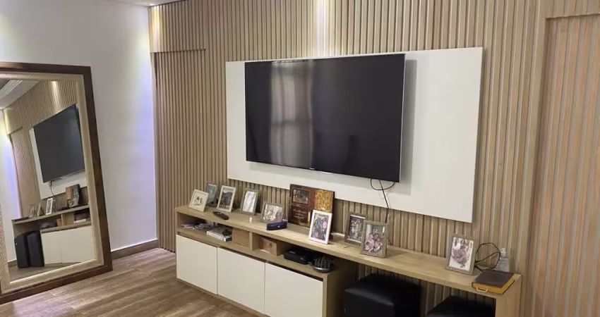 Apartamento aconchegante com móveis planejados no residencial das orquídeas