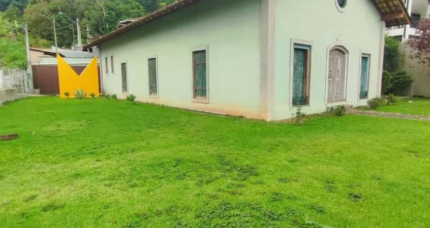 ÓTIMA OPORTUNIDADE IMÓVEL COMERCIAL NO BAIRRO DE BAREQUEÇABA !