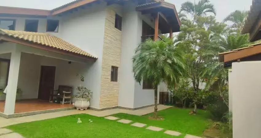Excelente sobrado localizado há 150 metros da praia no bairro barequeçaba em são sebastião! !