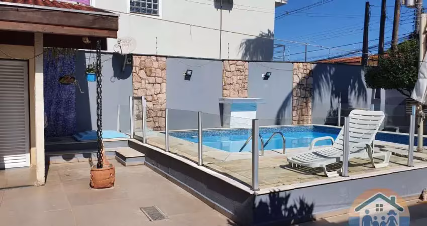 EXCELENTE OPORTUNIDADE DE SOBRADO NO BAIRRO MARTIM DE SÁ EM CARAGUATATUBA!!