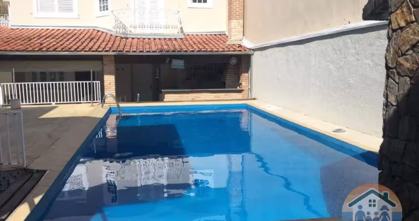 EXCELENTE OPORTUNIDADE SOBRADO PARA VENDA NA PRAIA DO ARRASTÃO, LOCALIZADO NA CIDADE DE SÃO SEBASTIÃO!