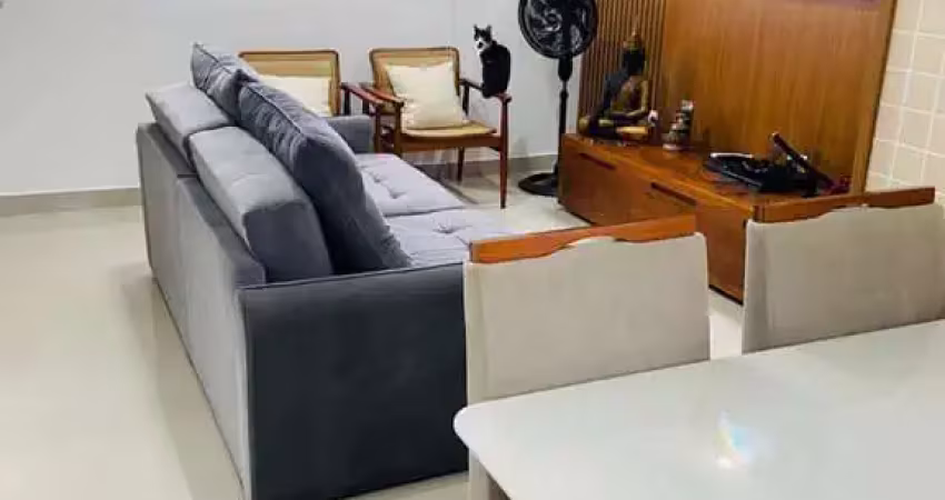 EXCELENTE SOBRADO TOTALMENTE MOBILIADO EM CONDOMÍNIO LOCALIZADO NO BAIRRO MARTIM DE SÁ EM CARAGUATATUBA!!