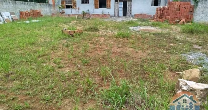 EXCELENTE OPORTUNIDAE DE LOTE COM CASA EM CONSTRUÇÃO LOCALIZADO NO BAIRRO MASSAGUAÇU EM CARAGUATATUBA!!