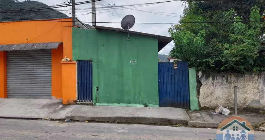 EXCELENTE OPORTUNIDADE DE CASA PARA RENDA MENSAL NO CASA BRANCA EM CARAGUATATUBA
