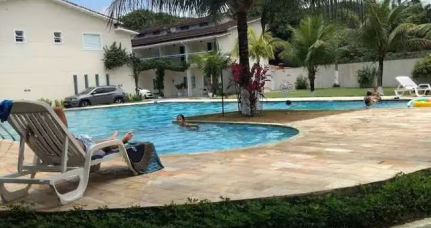 SOBRADO ALTO PADRÃO À VENDA NO CONDOMÍNIO VILLA DI PRADO LOCALIZADO EM JUQUEHY !