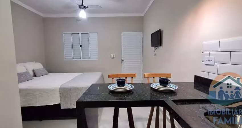 Excelente oportunidade de loft mobiliado á 500 metros da praia no bairro massaguaçu em caraguatatuba!
