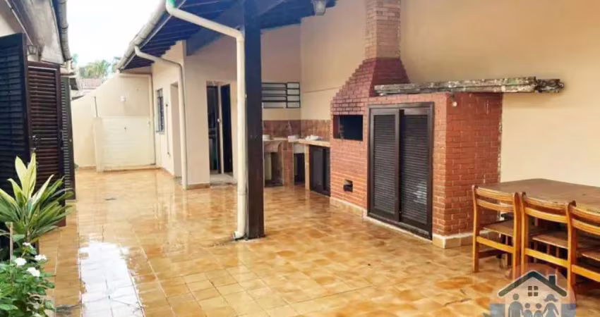 Incrível oportunidade de imóvel localizado próximo á praia no bairro indaiá em caraguatatuba!