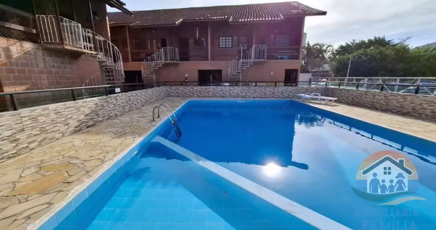 Incrível imóvel em condomínio com lazer localizado há 50 metros da praia no bairro prainha em caraguatatuba-sp!
