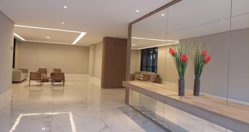 Lindo apartamento em andar alto, novo, proximo ao Shopping Curitiba e FAE