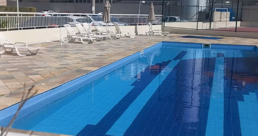 Apartamento decorado 2 dormitórios, em frente a Praça do Habib's !!