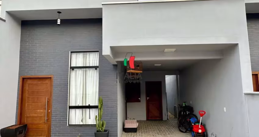 LINDA CASA BAIXA SEMI MOBILIADA COM 3 QUARTOS SENDO 1 SUITE BAIRRO RIO BRANCO