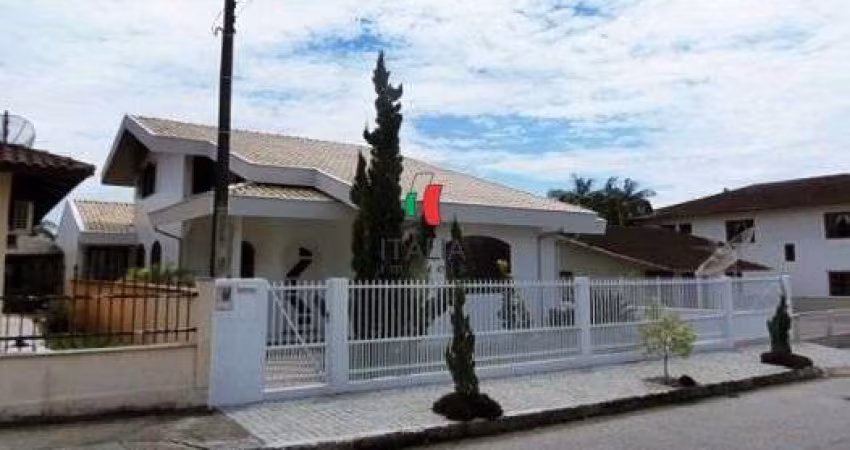 LINDA CASA A VENDA NO JARDIM AZALEIA