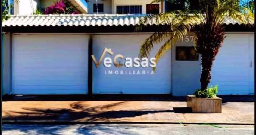 Casa com Piscina e Móveis Planejados no Recreio, Rio das Ostras