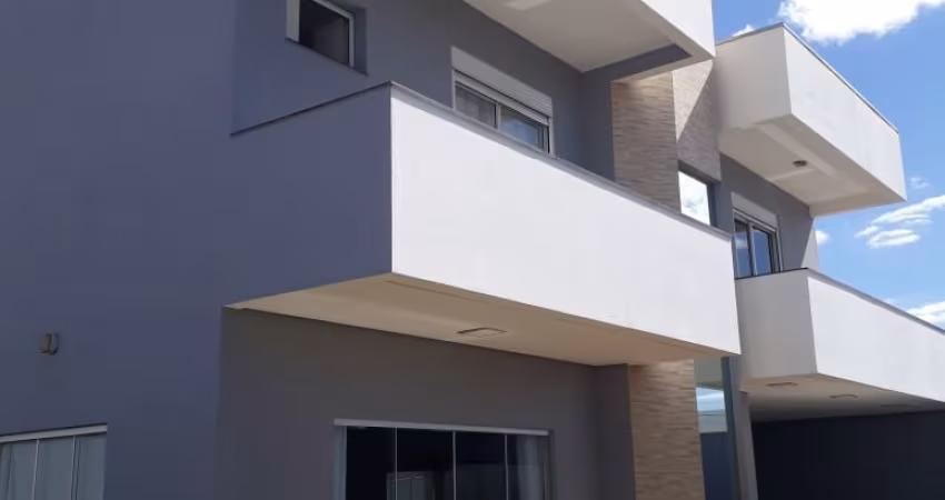Sobrado Alto Padrão à Venda – Bairro Vida Nova | Uberlândia